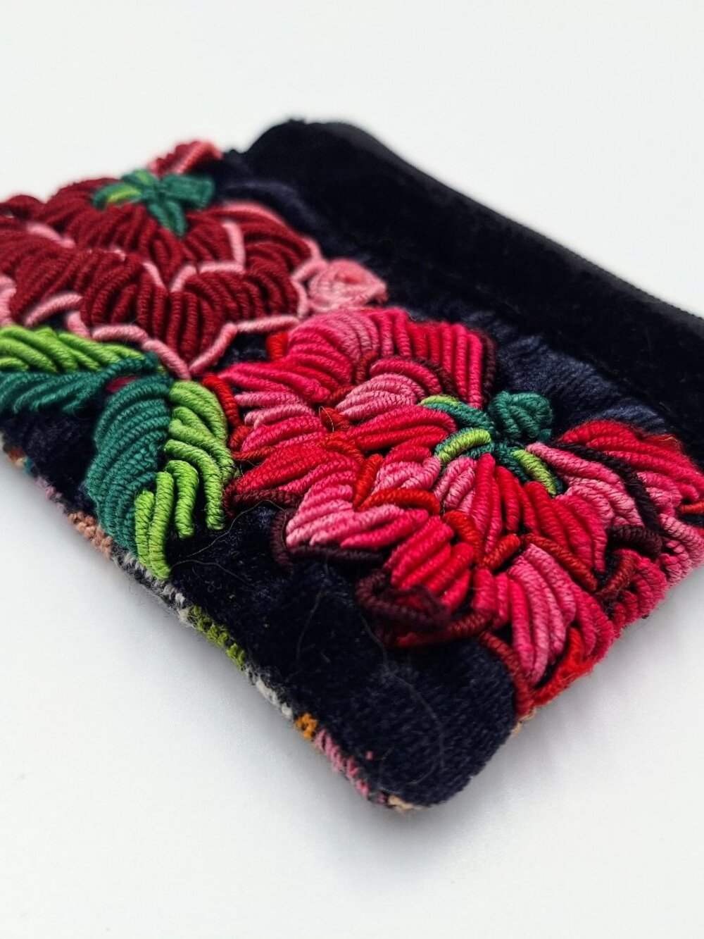 Handmade Guatemalan Colorful Floral Embroidered Zippered Coin Purse